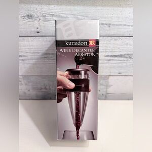 NEW in Box Kuraidori  Wine Decanter Aerator - Black/Silver Discontinued